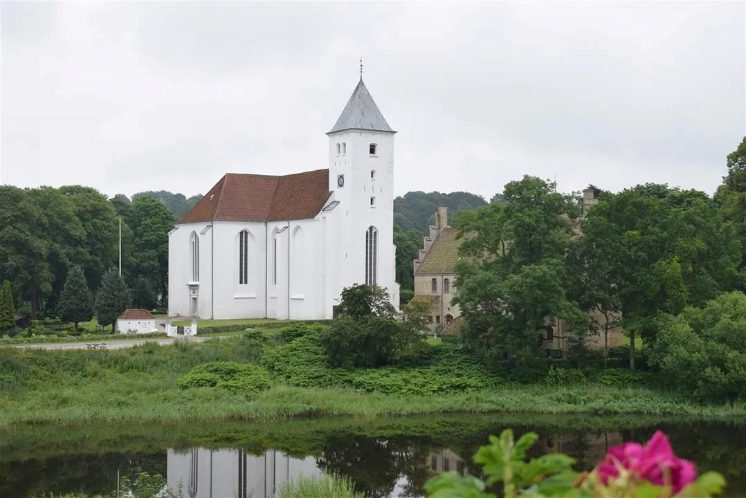 G21.2 mariager kloster view fri 21 jul (5)